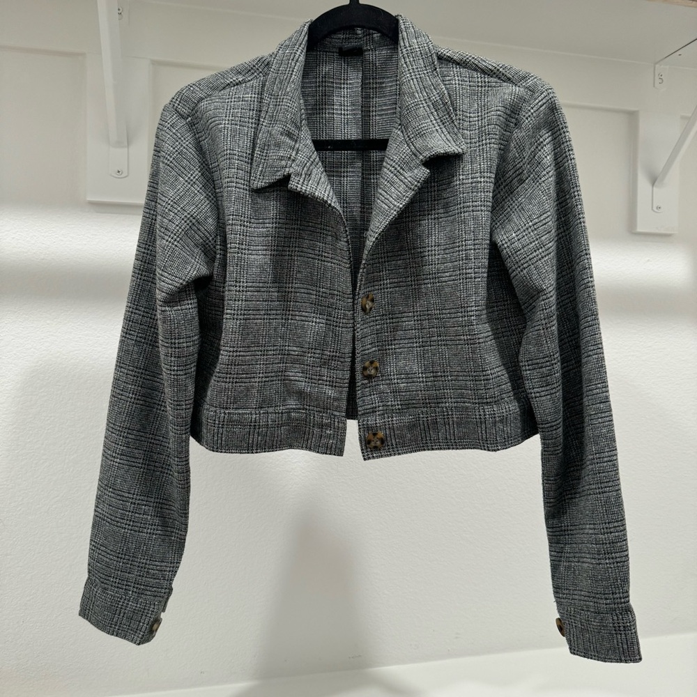 IJOAH Black and White Checkered Cropped Blazer